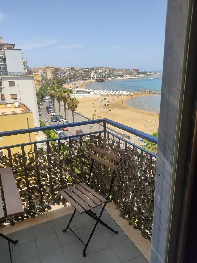 Bed and Breakfast Il Girasole à Crotone Extérieur photo