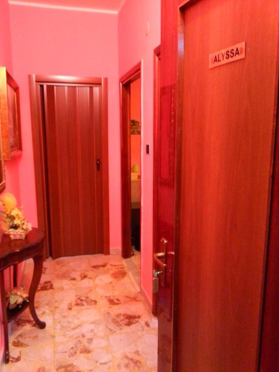 Bed and Breakfast Il Girasole à Crotone Extérieur photo